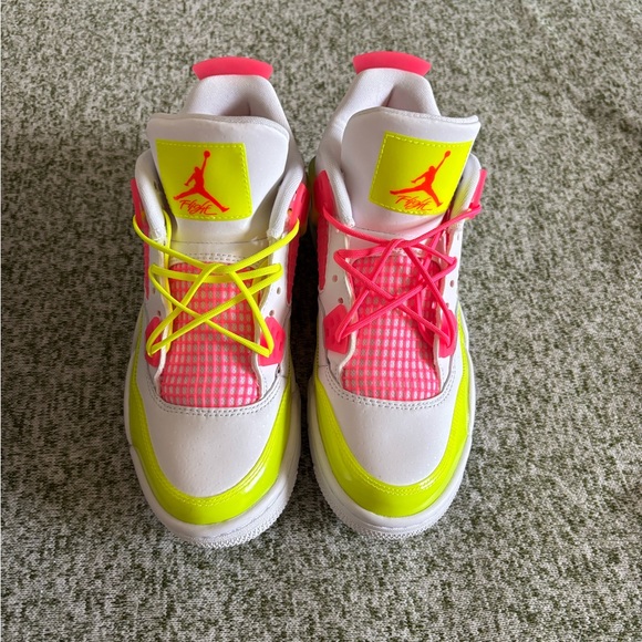 Air Jordan Jordan 4 White w/ neon pink and yellow Youth 5.5 (Women's 6.5)
